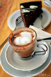 cappuccino-e-torta-18584749